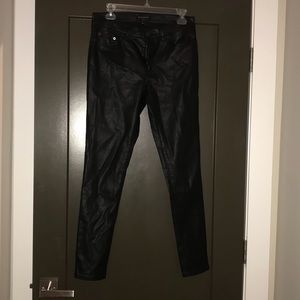 Coated black jeans